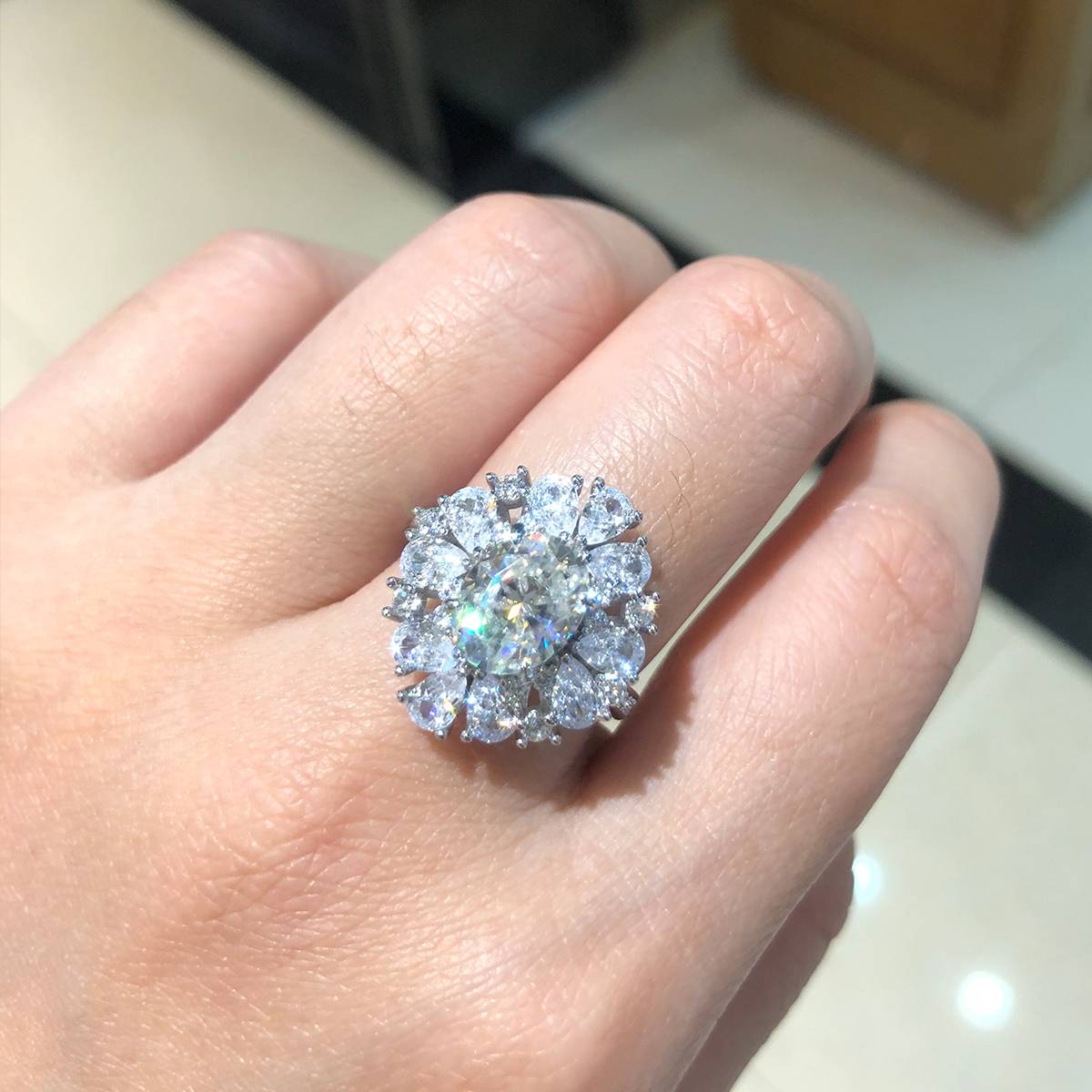 Pearl Small Diamond Set Oval Women's Ring S925 Silver Plated Platinum Customized Selection Main Stone Moissanite 2.0ct/Side Stone Cubic Zirconia